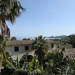 Le Bouganville