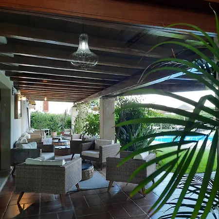 Le Bouganville Rooms Suites And Apartments