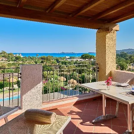 Le Bouganville מלון דירות 3*