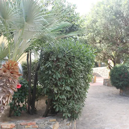 מלון דירות Le Bouganville 3*