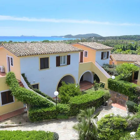 Le Bouganville מלון דירות 3*