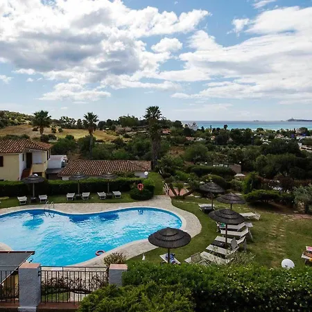 Le Bouganville Aparthotel 3*