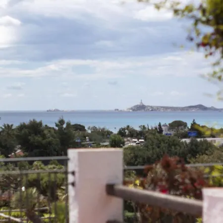 Lejlighedshotel Le Bouganville 3*