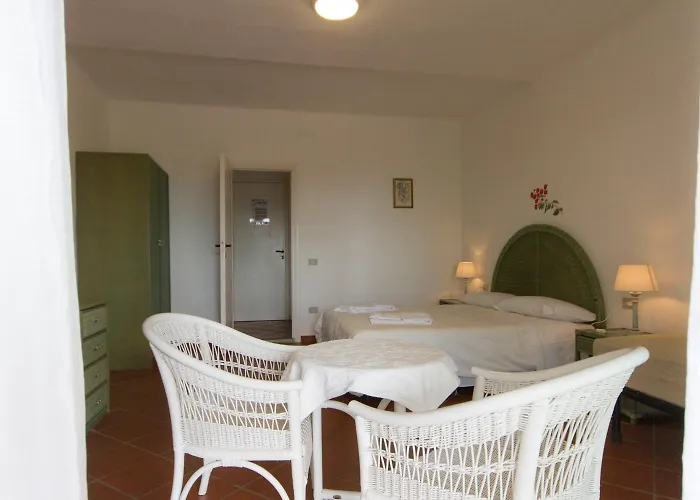 Lägenhetshotell Le Bouganville Villasimius